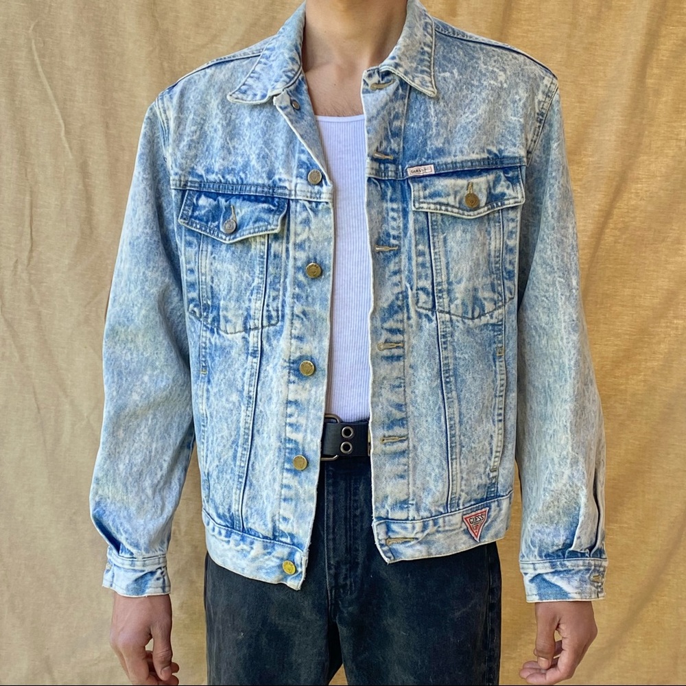🚫SOLD🚫 Vintage GUESS Acid Wash Denim Jacket 💙